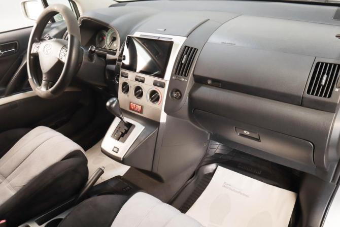 Toyota Corolla Verso I Рестайлинг с пробегом 2007 года, цена 919 000 рублей, 298000 км, компактвэн, Автокод Объявления