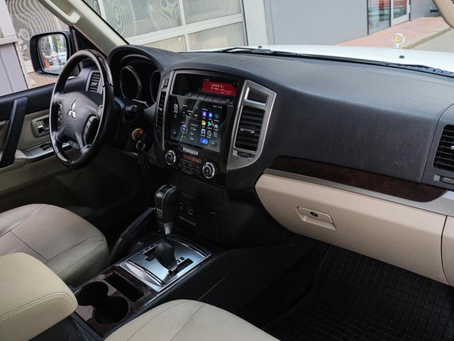 Mitsubishi Pajero IV Рестайлинг 2 Москва  - изображение 7