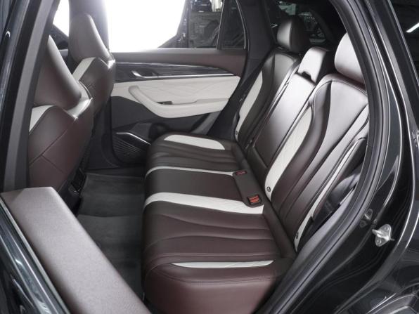 Geely Monjaro I с пробегом 2024 года, цена 3 350 000 рублей, 39970 км, внедорожник, Автокод Объявления