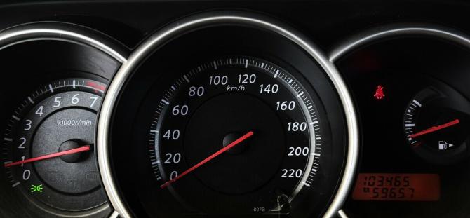 Nissan Tiida I Рестайлинг с пробегом 2012 года, цена 910 000 рублей, 103465 км, хэтчбек, Автокод Объявления