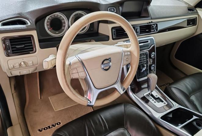 Volvo XC70 II с пробегом 2012 года, цена 1 280 000 рублей, 474856 км, универсал, Автокод Объявления