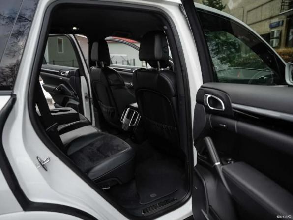 Porsche Cayenne II Рестайлинг (958) с пробегом 2018 года, цена 5 590 000 рублей, 122300 км, внедорожник, Автокод Объявления