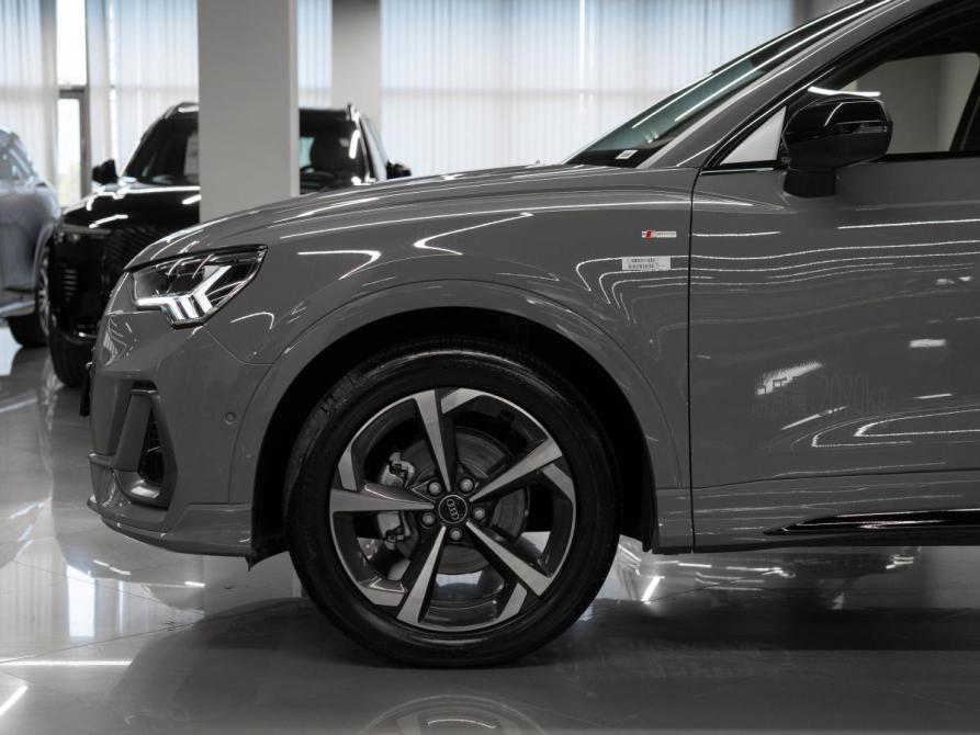 Audi Q3 II (F3) Москва  - изображение 24