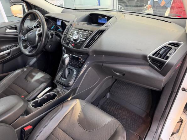 Ford Kuga II с пробегом 2014 года, цена 1 050 000 рублей, 355059 км, внедорожник, Автокод Объявления
