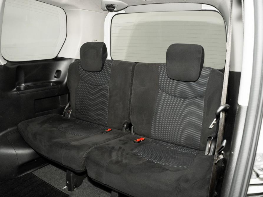 Nissan Serena IV (C26) Иркутск  - изображение 8