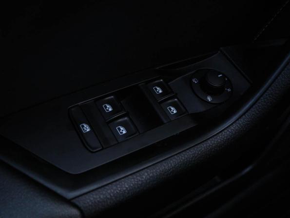 Skoda Superb III Рестайлинг с пробегом 2020 года, цена 2 450 000 рублей, 53940 км, лифтбек, Автокод Объявления