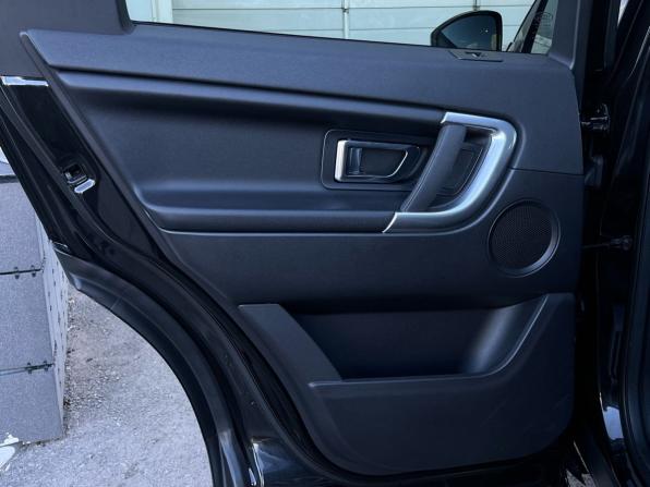 Land Rover Discovery Sport I с пробегом 2017 года, цена 2 370 000 рублей, 136523 км, внедорожник, Автокод Объявления