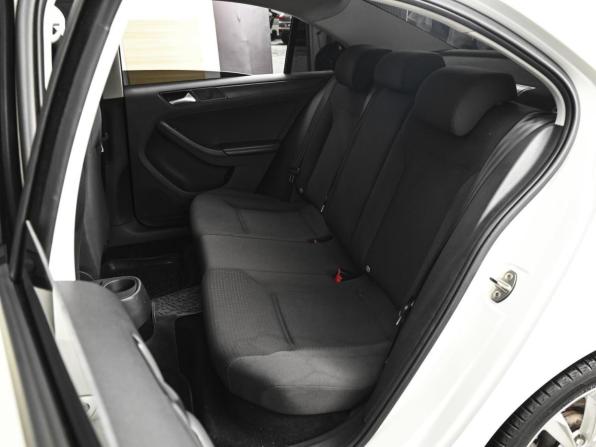 Volkswagen Jetta VI Рестайлинг с пробегом 2015 года, цена 1 025 000 рублей, 58755 км, седан, Автокод Объявления