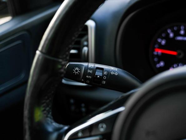 Kia Sportage IV Рестайлинг с пробегом 2019 года, цена 1 578 001 рубль, 149970 км, внедорожник, Автокод Объявления