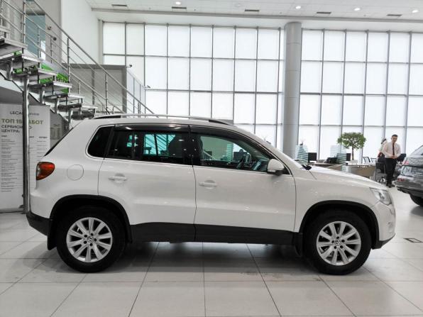 Volkswagen Tiguan I Рестайлинг с пробегом 2011 года, цена 1 250 000 рублей, 174082 км, внедорожник, Автокод Объявления