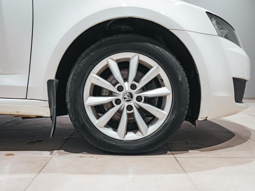 Skoda Octavia III (A7) Екатеринбург  - изображение 10