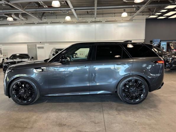Land Rover Range Rover Sport III с пробегом 2026 года, цена 17 800 000 рублей, 30 км, внедорожник, Автокод Объявления