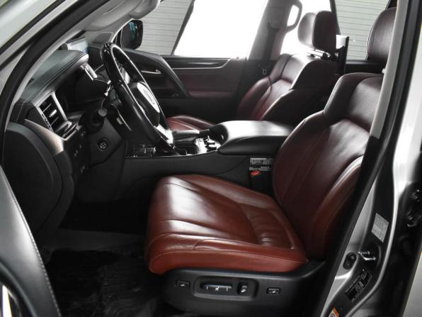 Lexus LX III Рестайлинг 2 с пробегом 2016 года, цена 7 950 000 рублей, 124749 км, внедорожник, Автокод Объявления