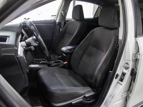 Toyota Corolla XI (E160 E170 E180) с пробегом 2013 года, цена 1 079 000 рублей, 178000 км, седан, Автокод Объявления