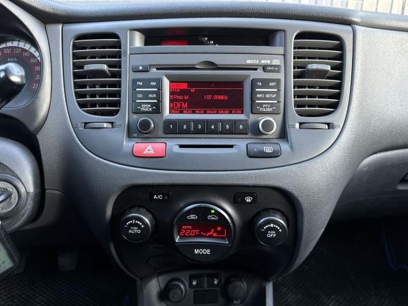 Kia Rio II Рестайлинг с пробегом 2010 года, цена 449 000 рублей, 160450 км, хэтчбек, Автокод Объявления