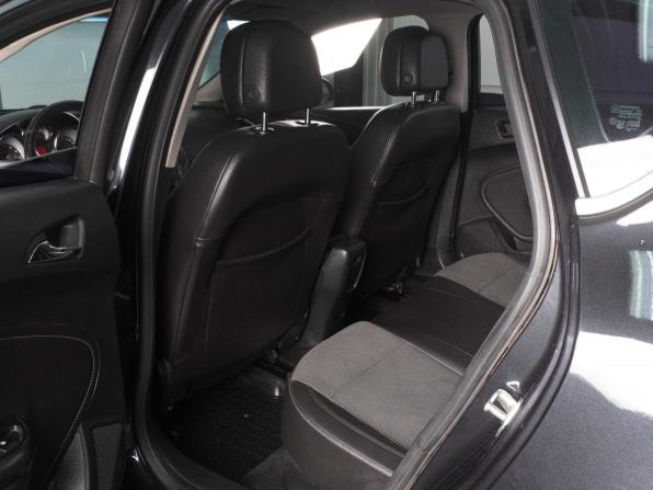 Opel Astra J с пробегом 2011 года, цена 970 000 рублей, 149303 км, хэтчбек, Автокод Объявления