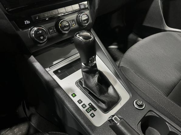 Skoda Octavia III (A7) с пробегом 2016 года, цена 1 485 000 рублей, 113487 км, лифтбек, Автокод Объявления