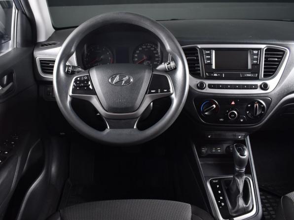 Hyundai Solaris II с пробегом 2018 года, цена 1 194 999 рублей, 108847 км, седан, Автокод Объявления