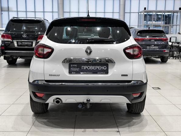 Renault Kaptur I с пробегом 2018 года, цена 1 450 000 рублей, 155618 км, внедорожник, Автокод Объявления