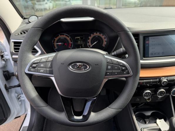 Lada (ВАЗ) Vesta I Рестайлинг (NG) с пробегом 2023 года, цена 1 420 000 рублей, 31912 км, седан, Автокод Объявления