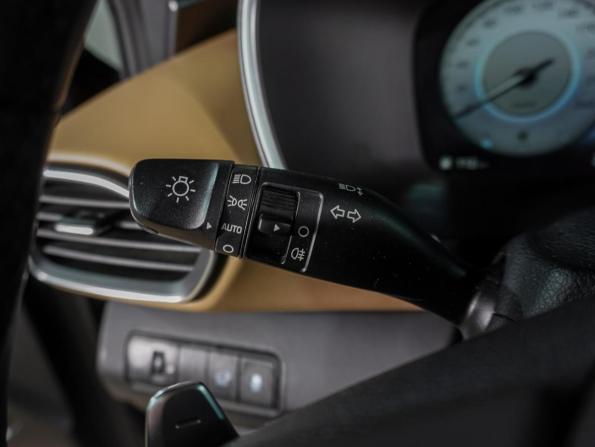 Hyundai Santa Fe IV Рестайлинг с пробегом 2021 года, цена 3 469 000 рублей, 121857 км, внедорожник, Автокод Объявления