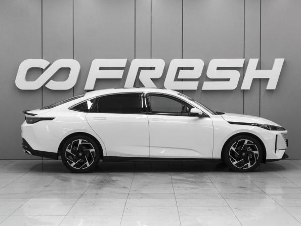 Changan Lamore с пробегом 2024 года, цена 2 070 000 рублей, 28926 км, седан, Автокод Объявления