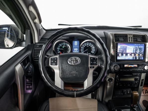 Toyota Land Cruiser Prado 150 Series с пробегом 2010 года, цена 2 660 000 рублей, 205121 км, внедорожник, Автокод Объявления
