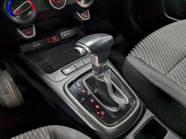 Kia Rio IV с пробегом 2019 года, цена 1 250 000 рублей, 196839 км, седан, Автокод Объявления