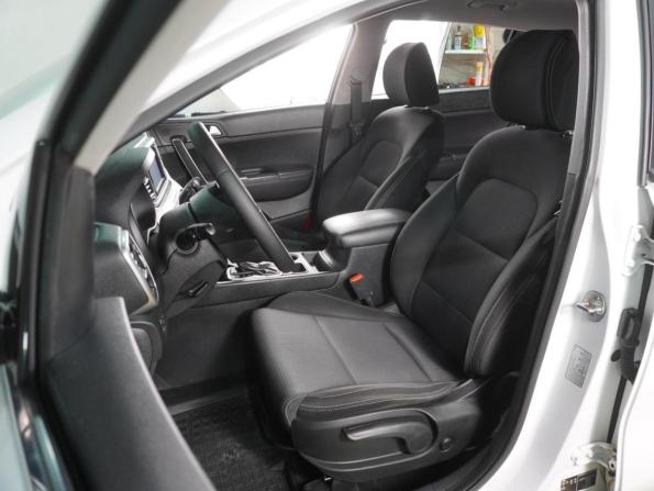 Kia Sportage IV Рестайлинг с пробегом 2018 года, цена 2 109 000 рублей, 193241 км, внедорожник, Автокод Объявления