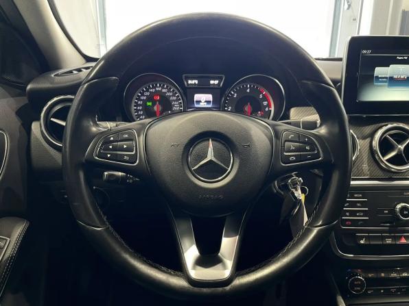 Mercedes-Benz GLA I (X156) с пробегом 2015 года, цена 1 577 000 рублей, 177980 км, внедорожник, Автокод Объявления