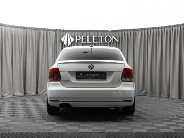 Volkswagen Polo V Рестайлинг с пробегом 2018 года, цена 1 240 000 рублей, 175000 км, седан, Автокод Объявления