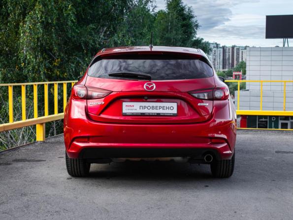 Mazda 3 III (BM) Рестайлинг с пробегом 2018 года, цена 1 920 000 рублей, 82457 км, хэтчбек, Автокод Объявления