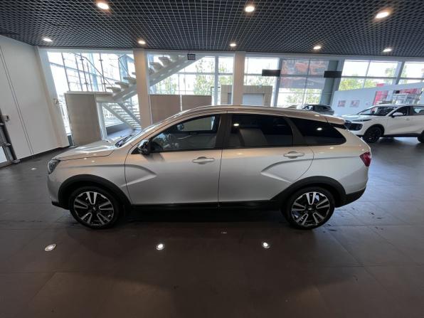 Lada (ВАЗ) Vesta I с пробегом 2021 года, цена 1 500 000 рублей, 50055 км, универсал, Автокод Объявления