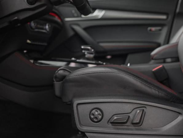 Audi Q5 II (FY) Рестайлинг с пробегом 2021 года, цена 4 394 349 рублей, 48829 км, внедорожник, Автокод Объявления