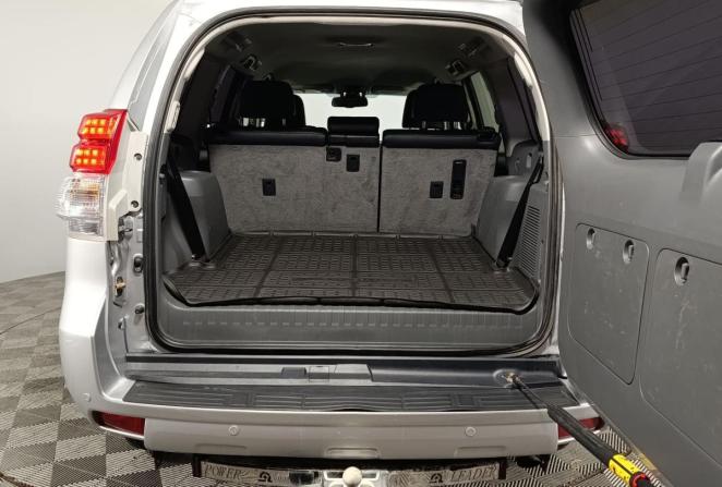 Toyota Land Cruiser Prado 150 Series с пробегом 2010 года, цена 2 450 000 рублей, 245275 км, внедорожник, Автокод Объявления
