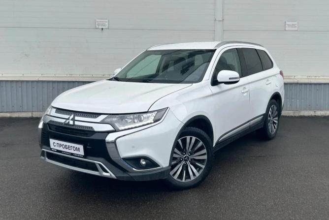 Mitsubishi Outlander III Рестайлинг 3 с пробегом 2019 года, цена 2 350 000 рублей, 105104 км, внедорожник, Автокод Объявления