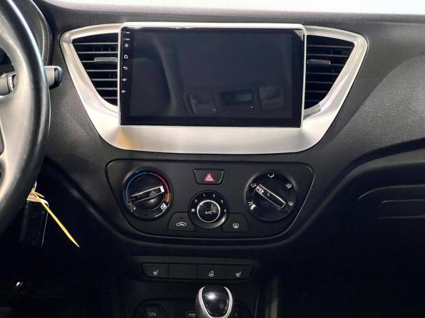 Hyundai Solaris II с пробегом 2019 года, цена 1 585 000 рублей, 72300 км, седан, Автокод Объявления