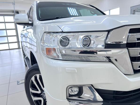Toyota Land Cruiser 200 Series Рестайлинг 2 с пробегом 2017 года, цена 6 300 000 рублей, 196700 км, внедорожник, Автокод Объявления
