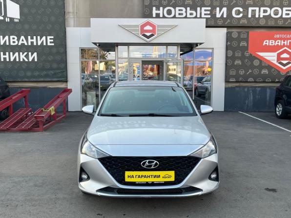 Hyundai Solaris II Рестайлинг с пробегом 2021 года, цена 1 450 000 рублей, 100649 км, седан, Автокод Объявления