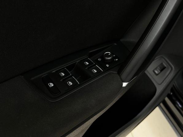 Volkswagen Tiguan II с пробегом 2018 года, цена 2 620 000 рублей, 122668 км, внедорожник, Автокод Объявления