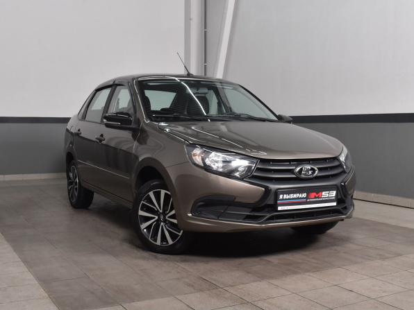 Lada (ВАЗ) Granta I Рестайлинг с пробегом 2024 года, цена 899 995 рублей, 34641 км, седан, Автокод Объявления