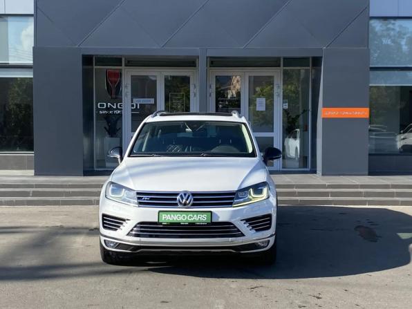 Volkswagen Touareg II Рестайлинг с пробегом 2017 года, цена 3 095 000 рублей, 162033 км, внедорожник, Автокод Объявления