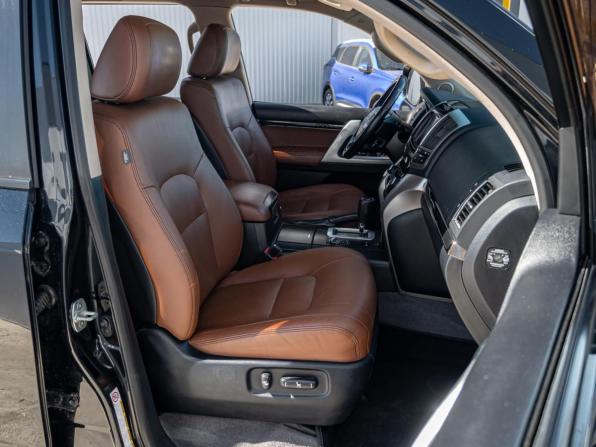 Toyota Land Cruiser 200 Series Рестайлинг 1 с пробегом 2014 года, цена 3 970 000 рублей, 330983 км, внедорожник, Автокод Объявления