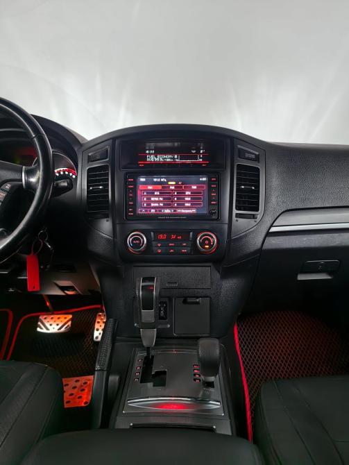 Mitsubishi Pajero IV Рестайлинг 1 Москва  - изображение 12