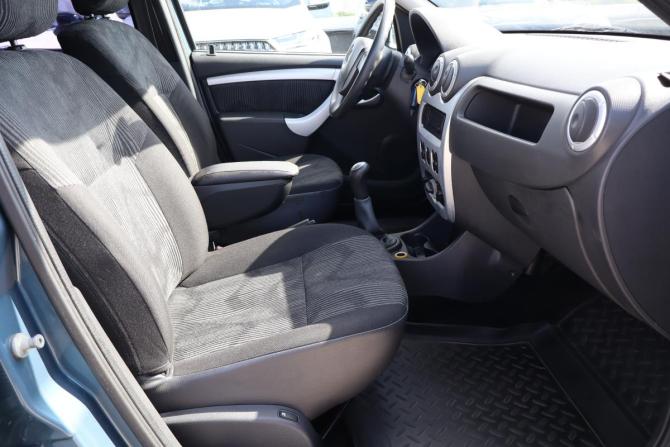 Renault Logan I Рестайлинг с пробегом 2010 года, цена 399 000 рублей, 182000 км, седан, Автокод Объявления
