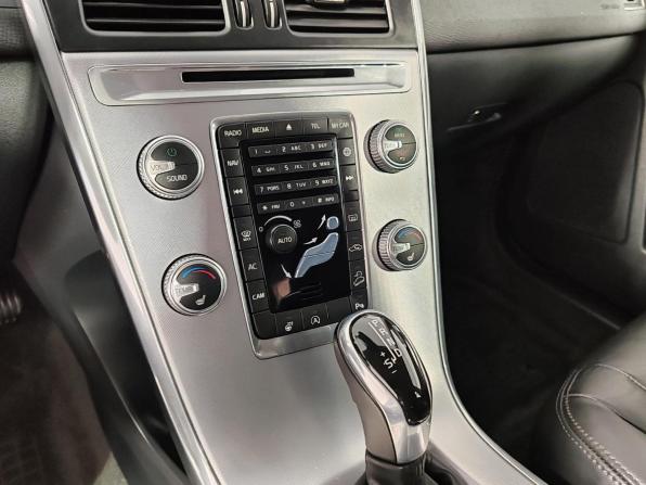 Volvo XC60 I Рестайлинг с пробегом 2016 года, цена 2 449 000 рублей, 119791 км, внедорожник, Автокод Объявления