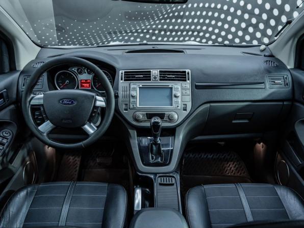 Ford Kuga I с пробегом 2012 года, цена 742 000 рублей, 192990 км, внедорожник, Автокод Объявления