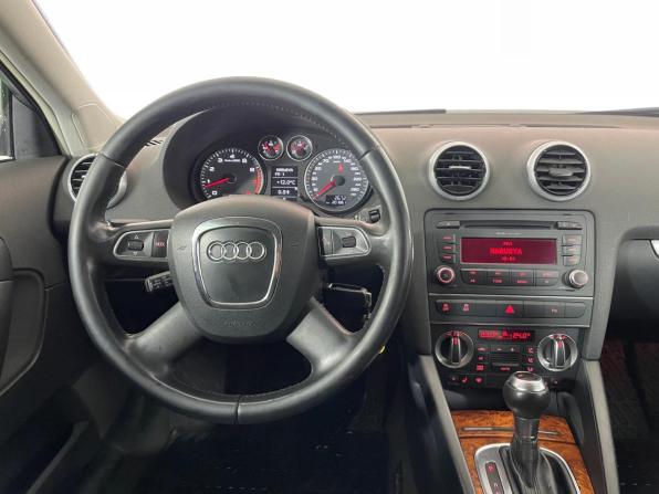 Audi A3 II (8P) Рестайлинг 2 с пробегом 2012 года, цена 900 000 рублей, 201790 км, хэтчбек, Автокод Объявления