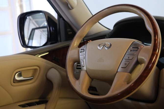 Infiniti QX80 I Рестайлинг с пробегом 2015 года, цена 2 939 000 рублей, 164000 км, внедорожник, Автокод Объявления