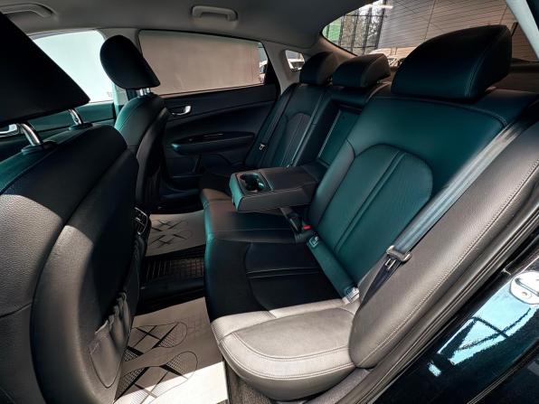 Kia Optima IV Рестайлинг с пробегом 2018 года, цена 2 499 000 рублей, 120000 км, седан, Автокод Объявления